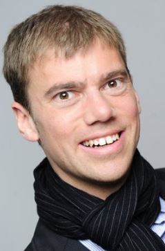 Portrait Adrian Cancer